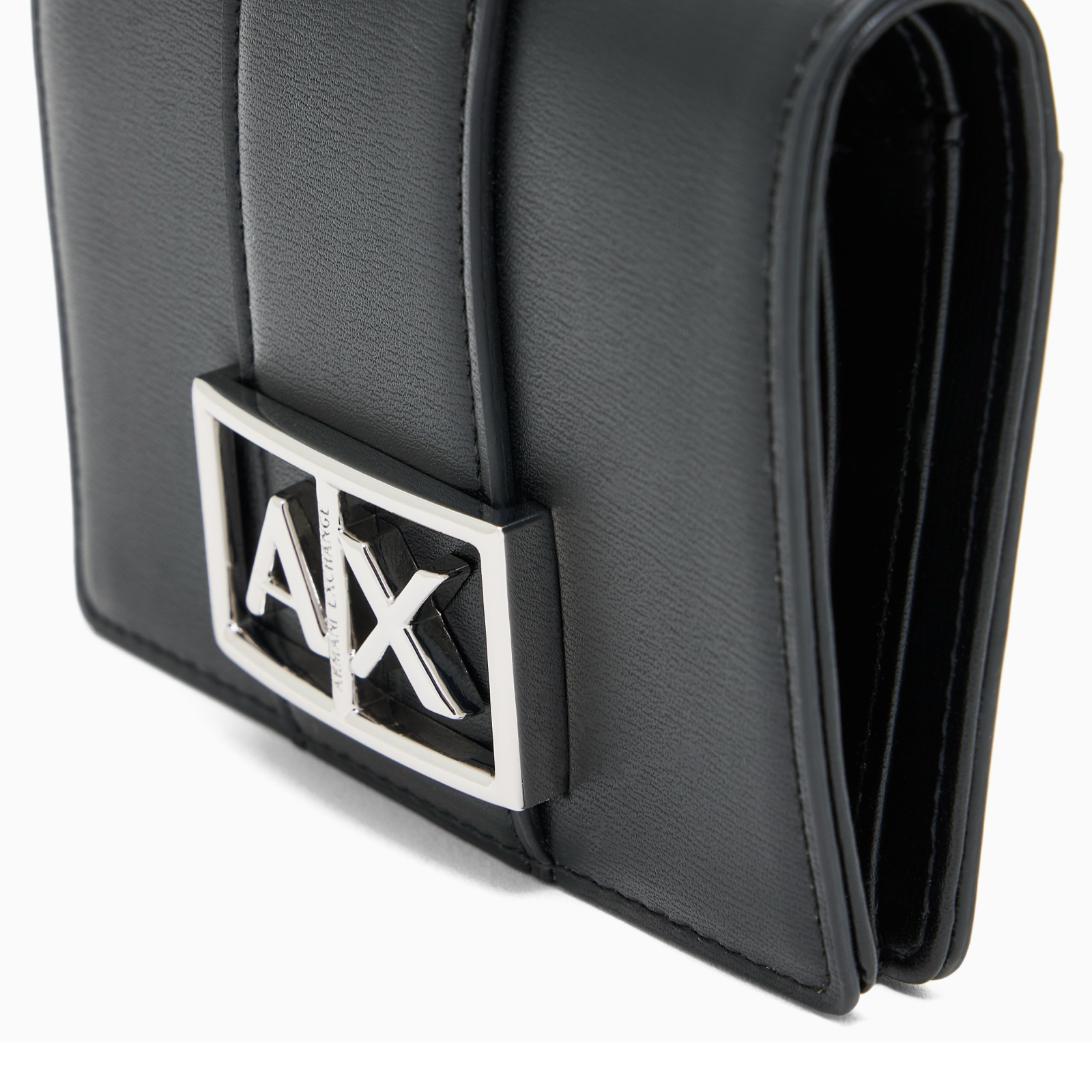 Дамско портмоне Armani Exchange Women Wallet XW000360 AF12039 UC001 Close-Up