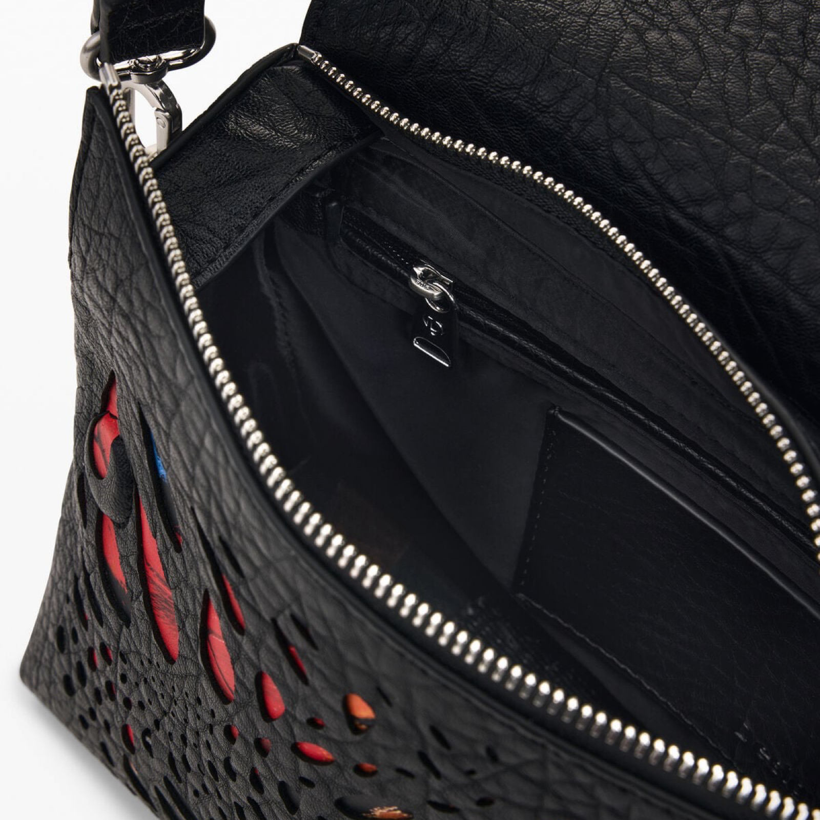 Дамска чанта Desigual Women Handbag 26WAXP94 2000 Front View Inside View