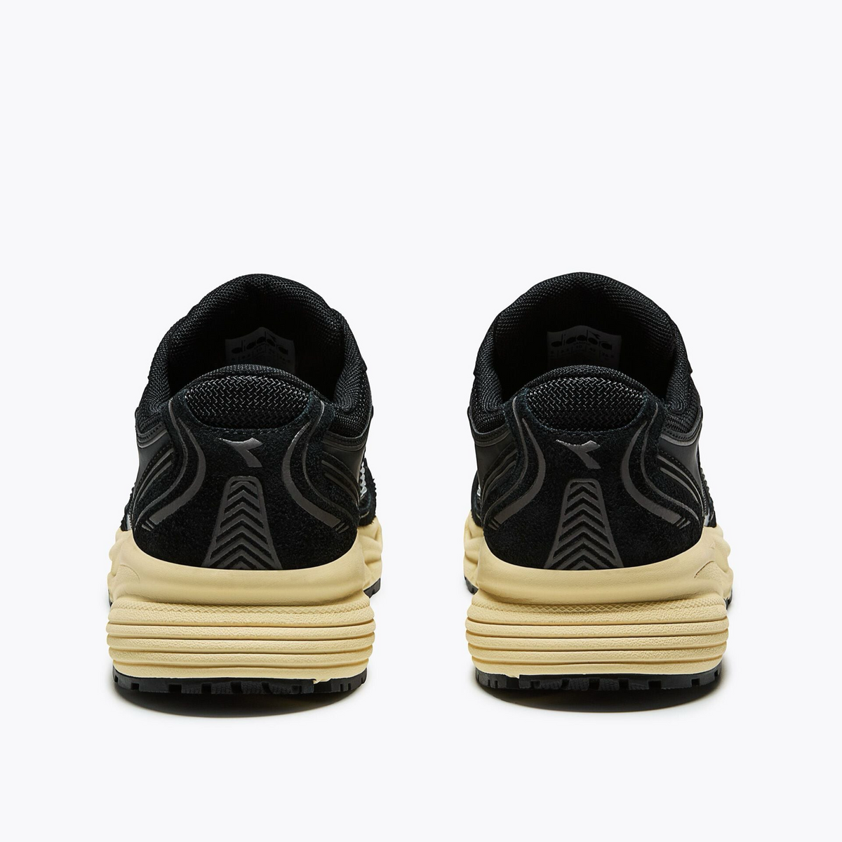 Мъжки маратонки Diadora Mythos Star Men Sneakers 501.181239 C0097 Heel View