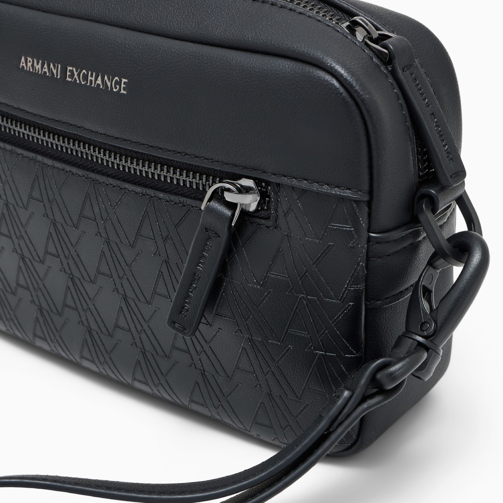 Мъжка клъч чанта Armani Exchange Men Clutch Bag XM003583 AF26662 UC001 Close-Up