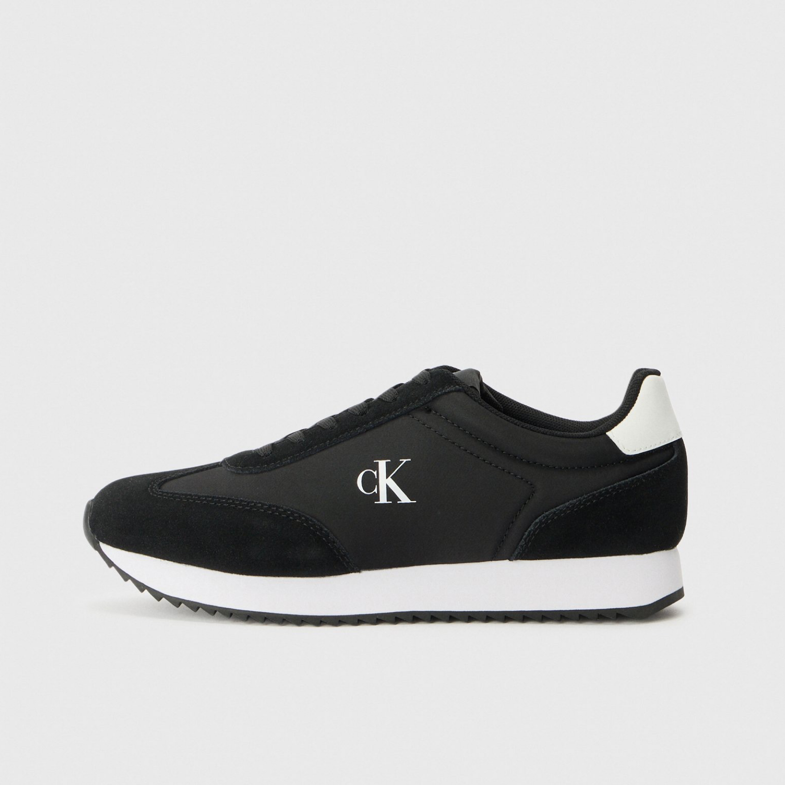Дамски черни маратонки Calvin Klein Jeans YW0YW01828 Medial View