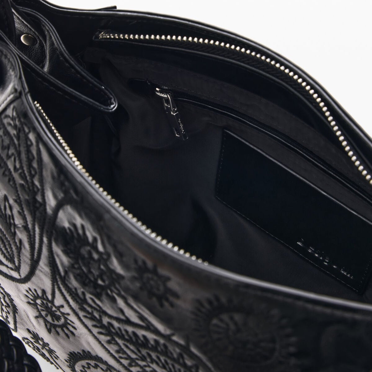 Дамска чанта Desigual women’s shoulder bag 26WAXP10 2000 Inside view 