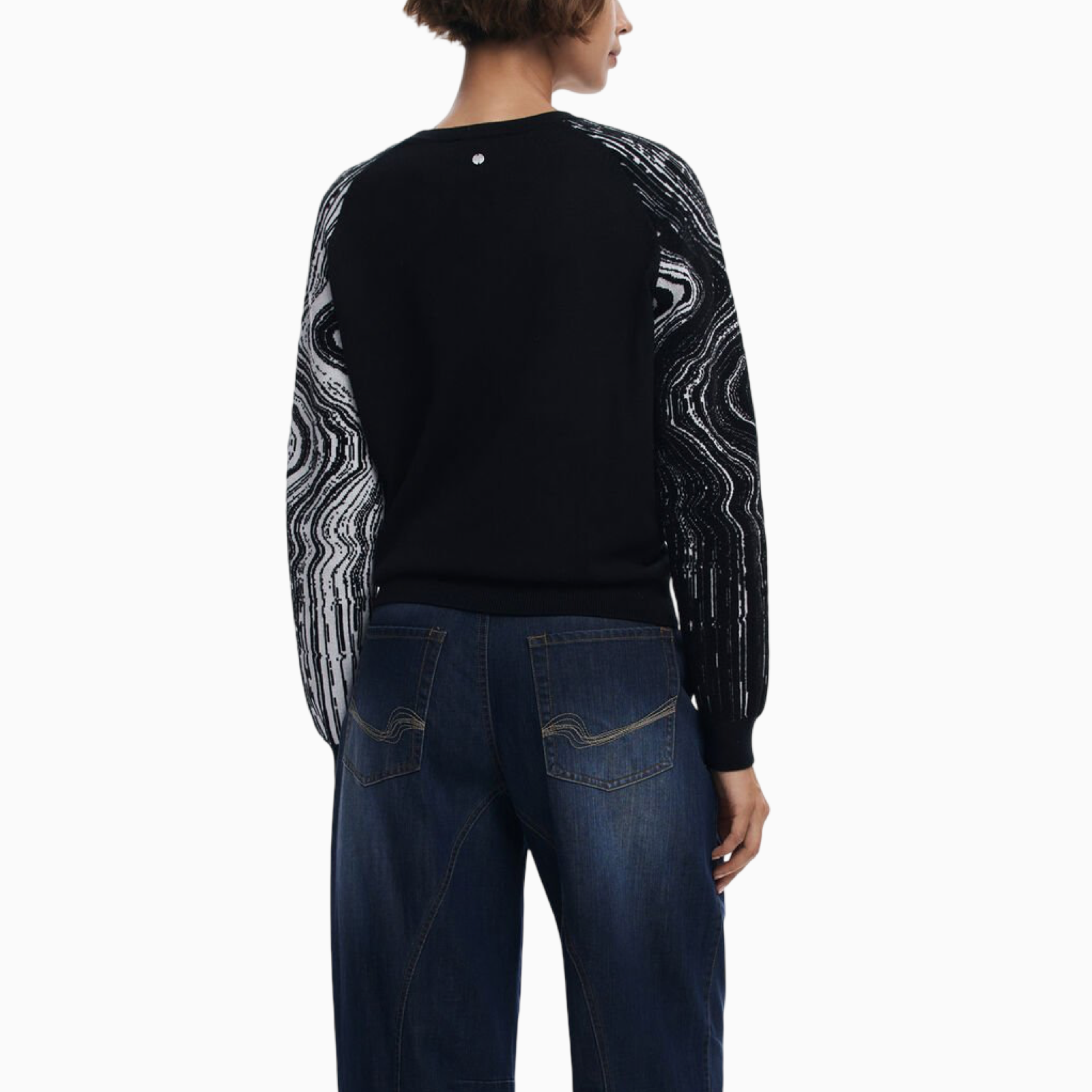 Дамски пуловер Desigual Knitwear 25WWJF28 Back View