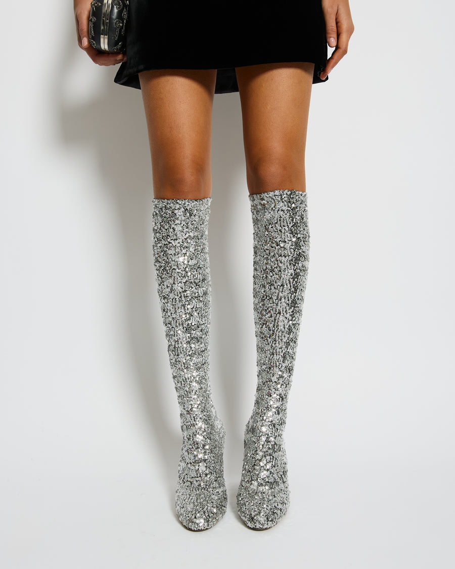 Дамски високи ботуши със сребристи пайети Women’s silver high boots DOLCE & GABBANA CU0424 AS937 8B418 front view