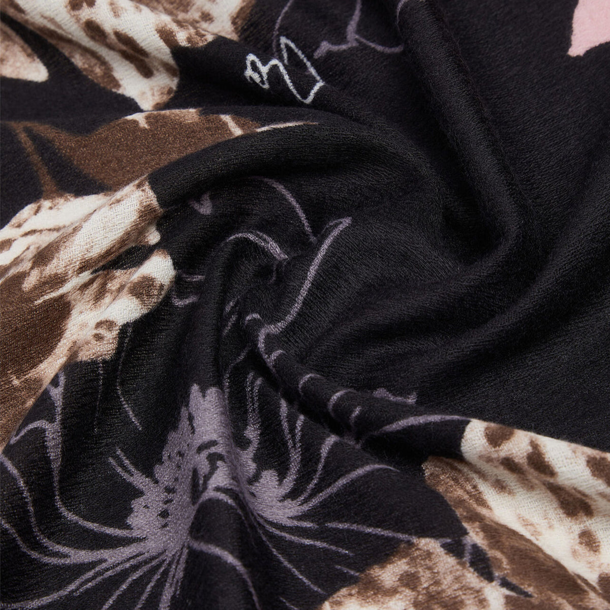 Дамски шал Liu Jo Women's scarf 2F6065T2745 00070 Close-up 