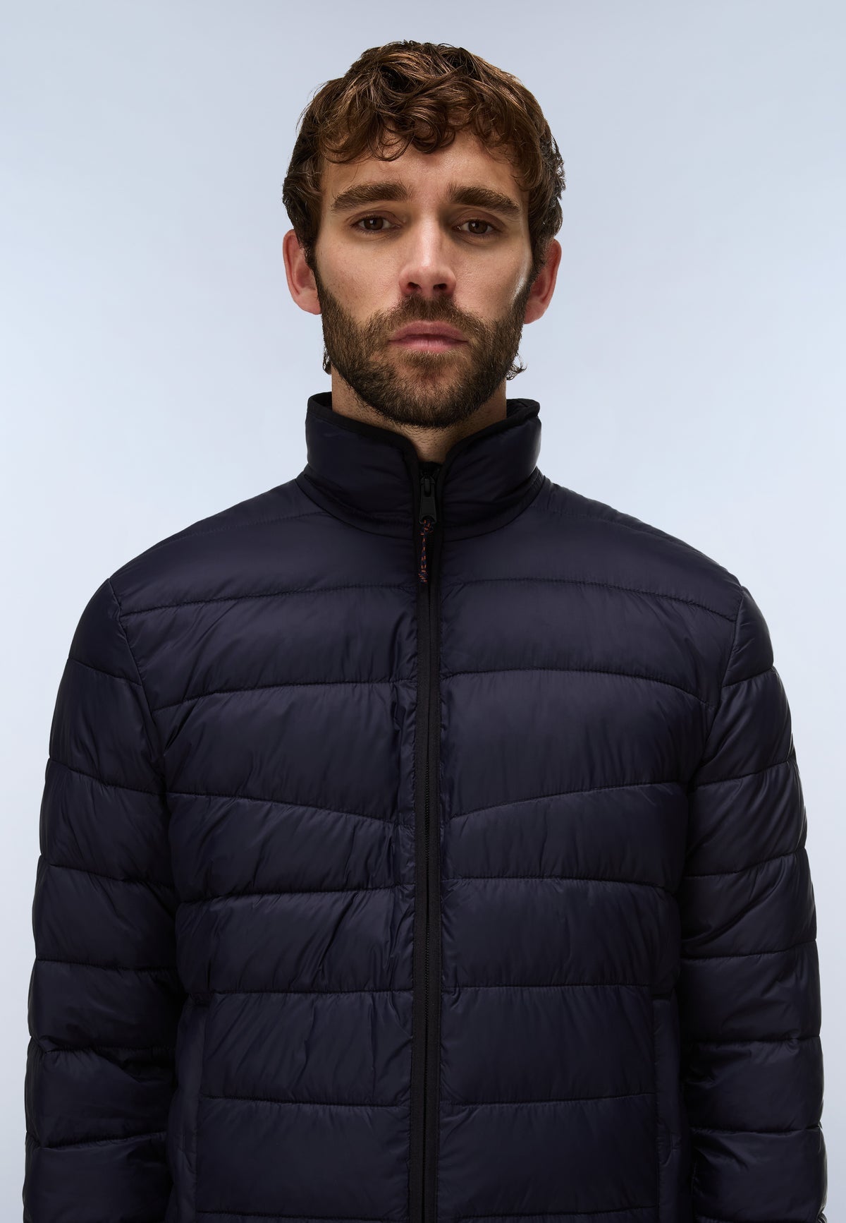 Men’s puffer jacket Napapijri Aerons
NP0A8BLM AERONS S4 176 Dark Blue close up view