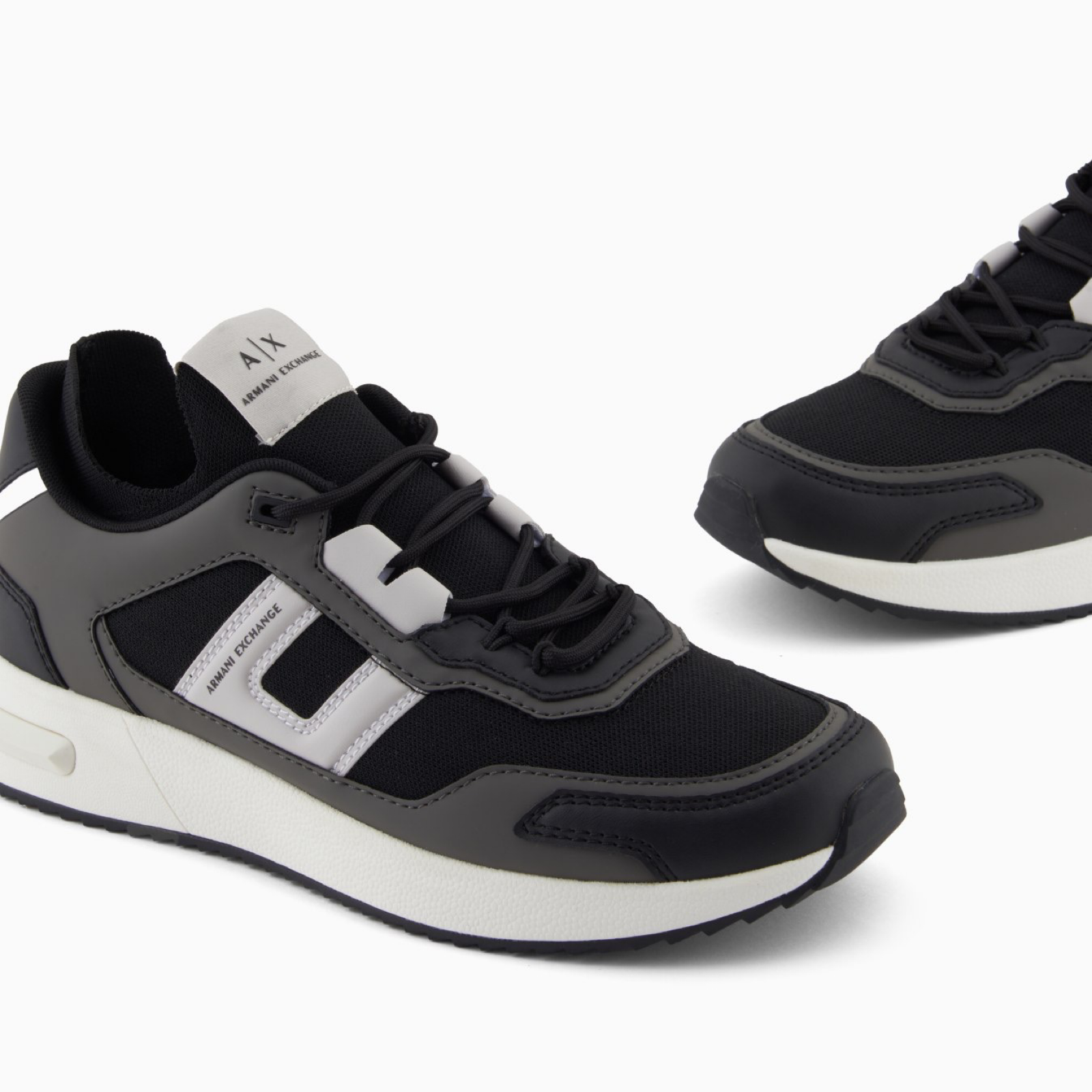 Мъжки маратонки Men’s sneakers Armani Exchange XM001682 AF17359 U8092 Size 45 close up view