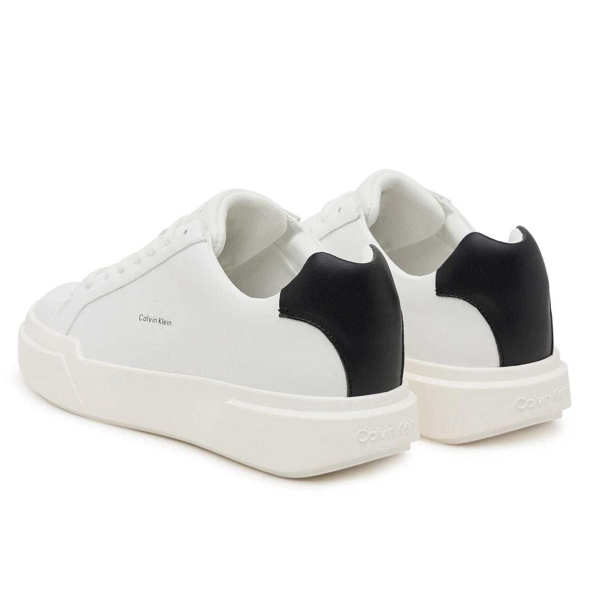 Pantofi sport pentru bărbați Calvin Klein YM0YM01344 06X (Bright alb/negru 01W) Vedere din spate