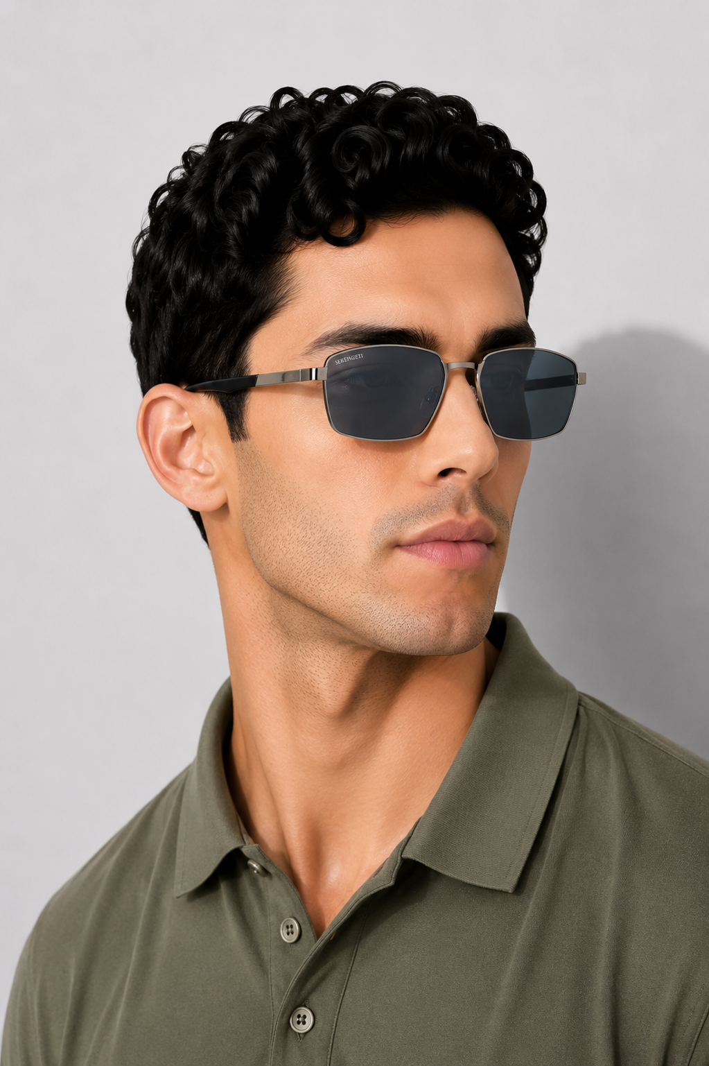 Мъжки слънчеви очила Men’s sunglasses Serengeti SS597003 Kean Gray lifestyle view
