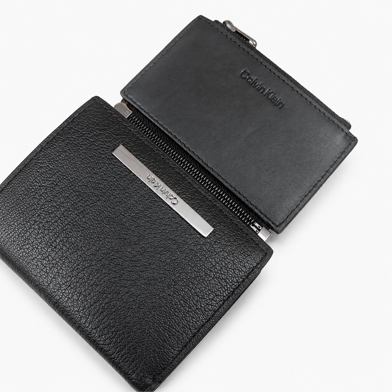 Мъжки вертикален портфейл Men’s wallet Calvin Klein K50K510886 BAX top view