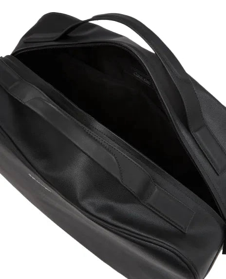 Пътна чанта Travel bag Calvin Klein
K50K512780 BEH top view