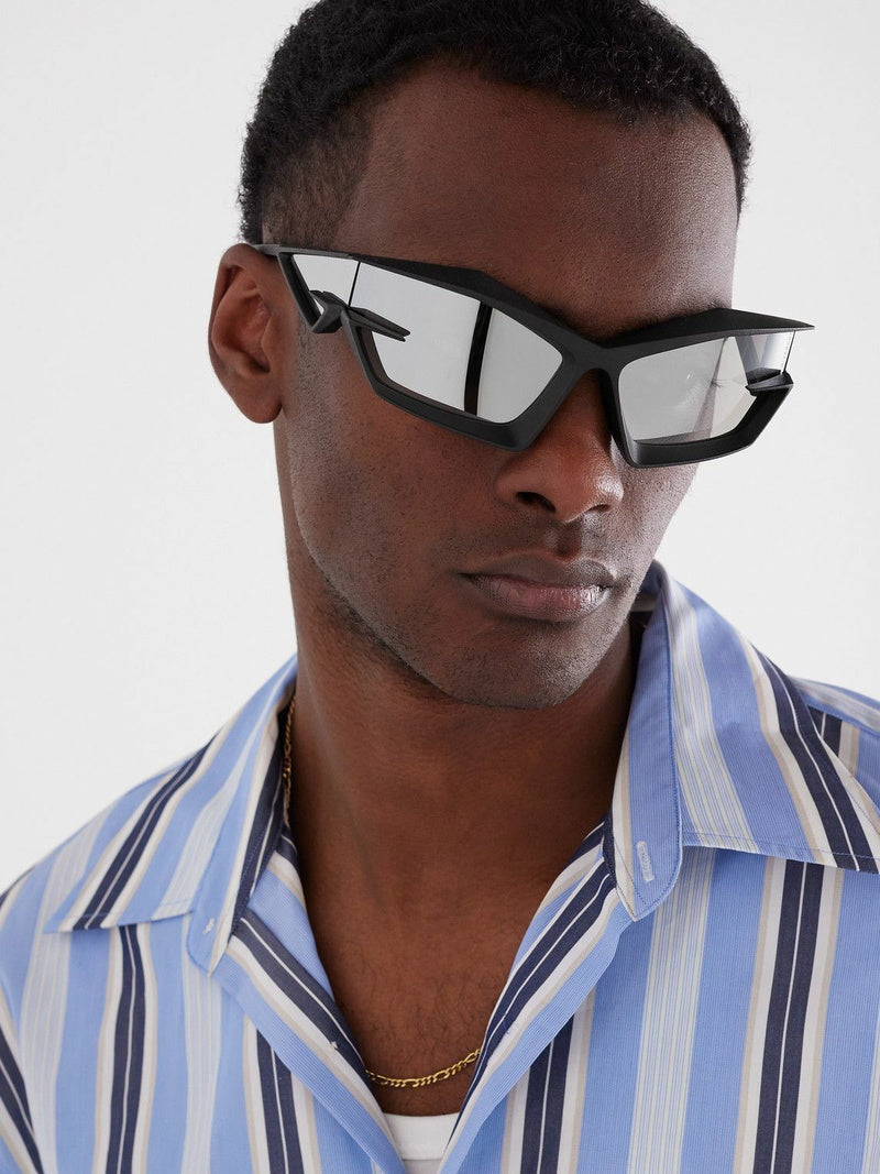Слънчеви очила Unisex sunglasses Givenchy GIV CUT BR007GR04 A008 Black Nero lifestyle view 3