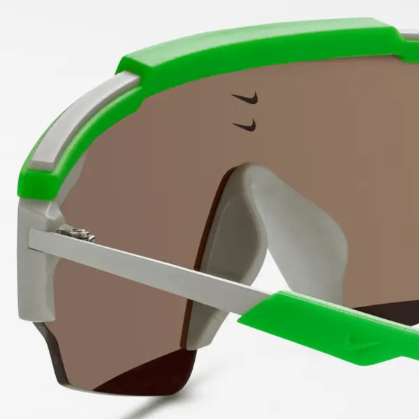 Слънчеви очила Unisex sunglasses NIKE MARQUEE MFN0302398 logo view