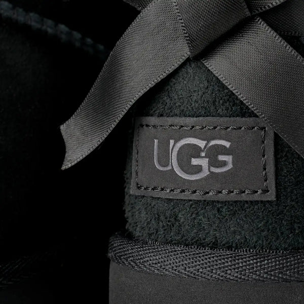 Дамски боти Women’s UGG Ultra Mini Bailey Bow Boots 1185491 Black logo view