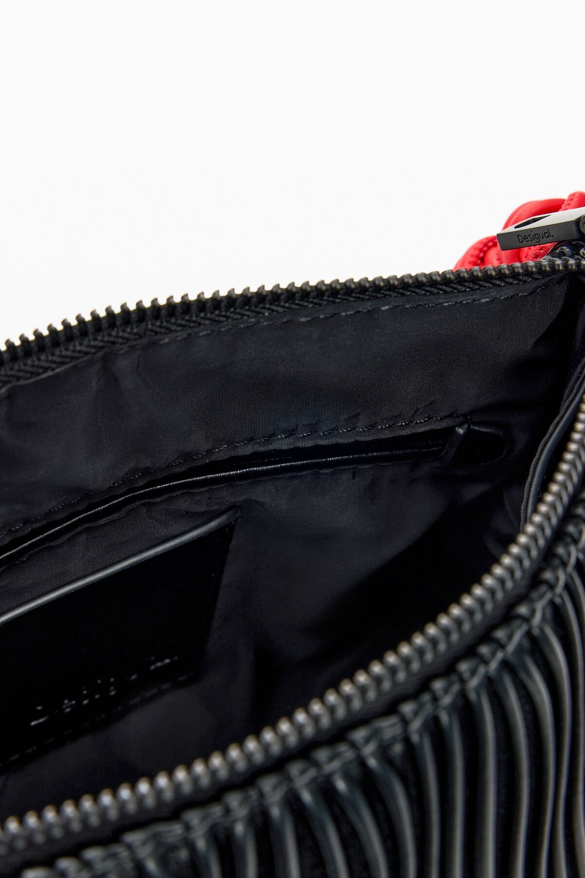 Дамска чанта за ръка Women’s handbag Desigual 26SAXPAS 2000 Black inside view