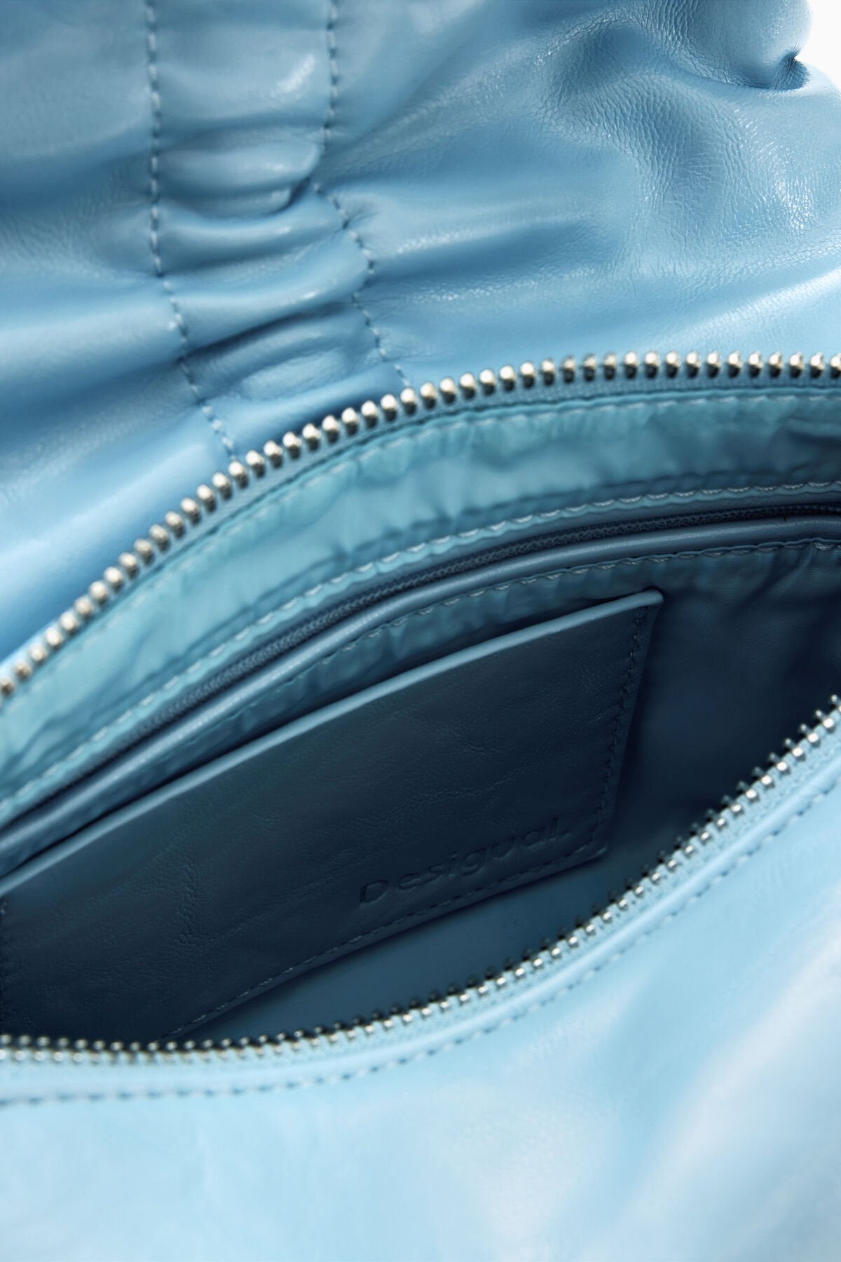 Дамска чанта за ръка Women’s shiny bow bag Desigual 26SAXPBO5048 Light Blue inside view