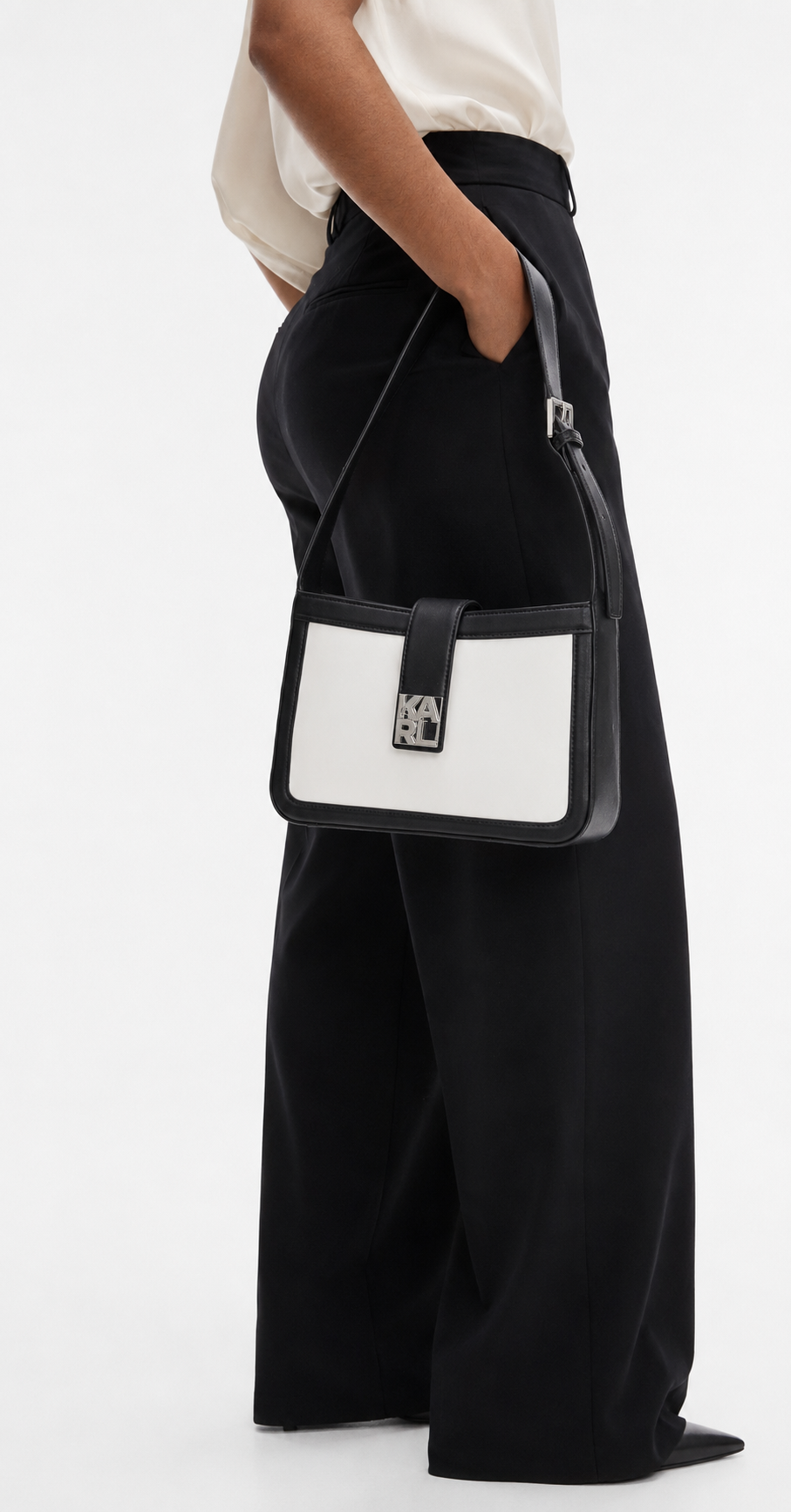 Дамска чанта Women’s shoulder bag Karl Lagerfeld BSW30003101 White and Black lifestyle view