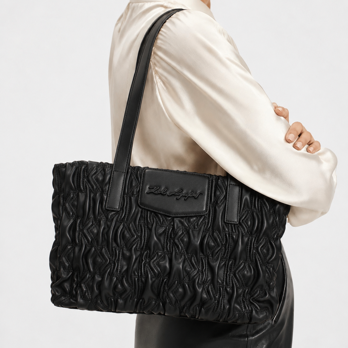 Дамска чанта Women’s shoulder bag Karl Lagerfeld K/Signature Kuilt BSW30028999 Black