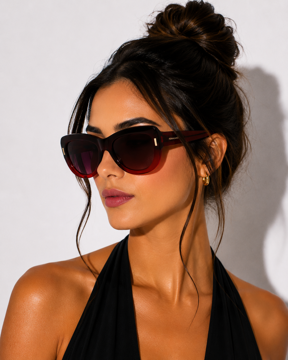 Дамски слънчеви очила Women’s sunglasses FERRAGAMO SF2029SE 615 Red lifestyle view