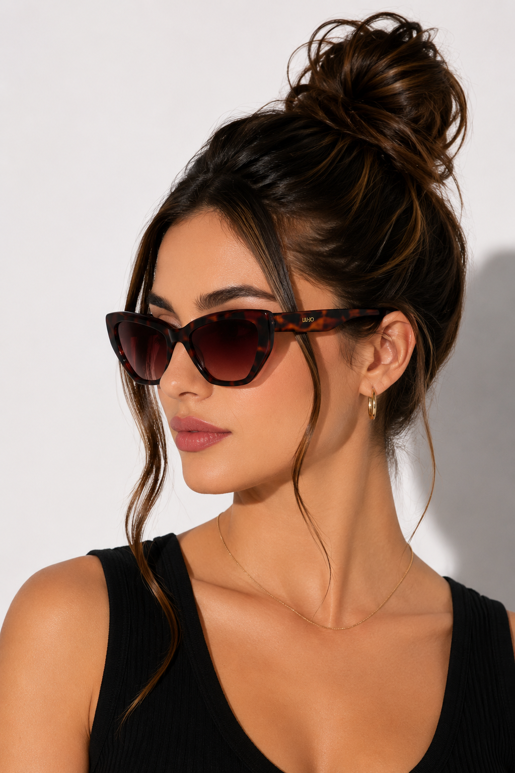 Дамски слънчеви очила Women’s sunglasses Liu Jo LJ794S 246 Purple lifestyle view