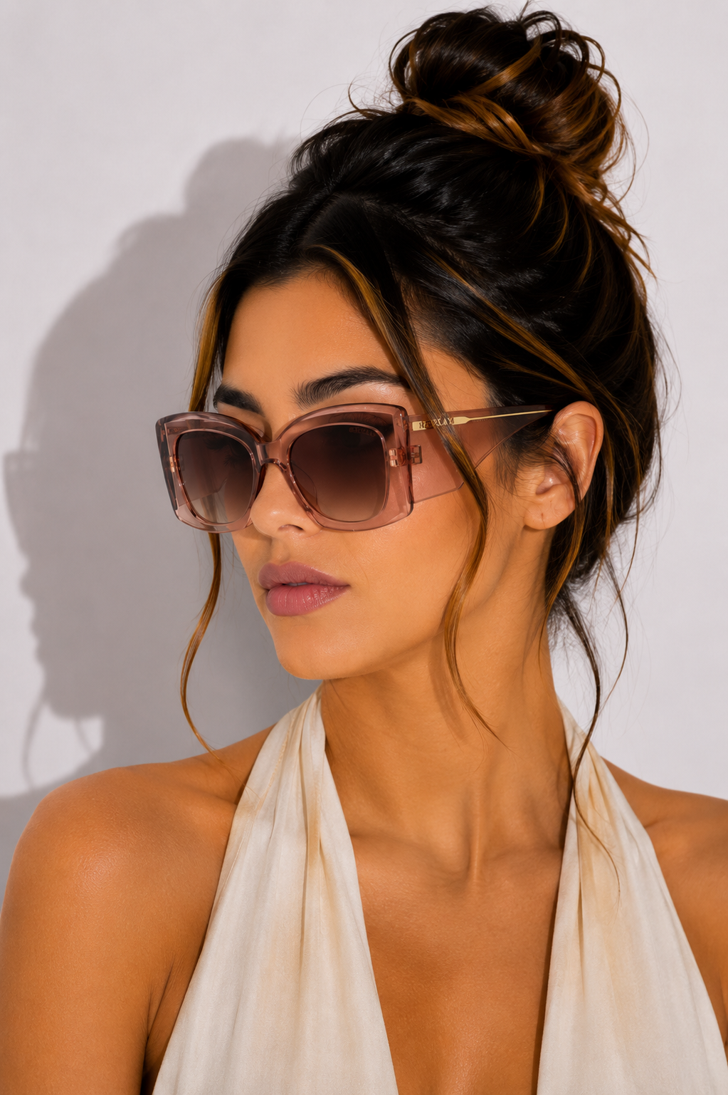 Дамски слънчеви очила Women’s sunglasses Replay RY646 S03 Rose lifestyle view