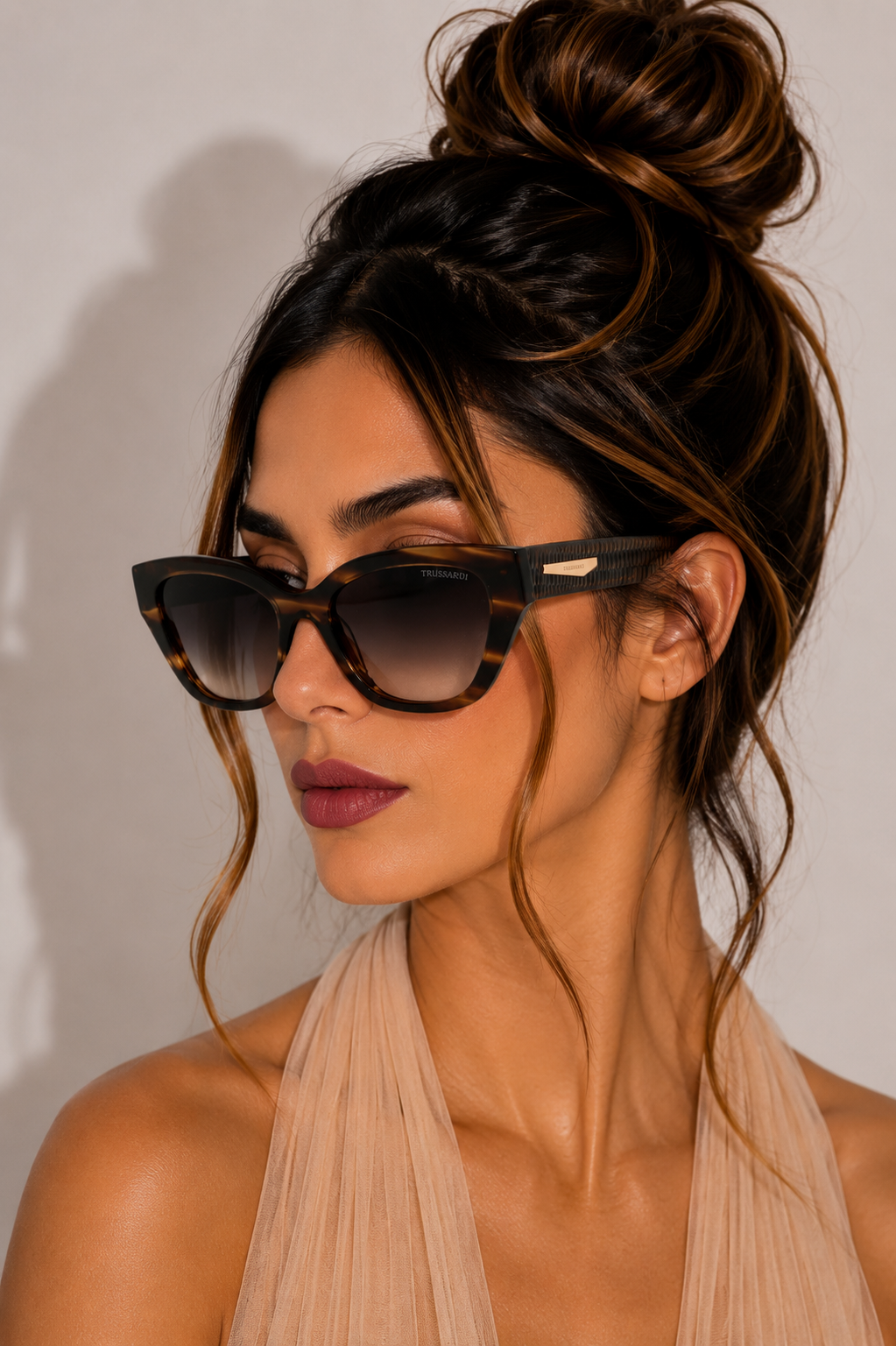 Дамски слънчеви очила Women’s sunglasses Trussardi TSW9034 E01 Brown lifestyle view