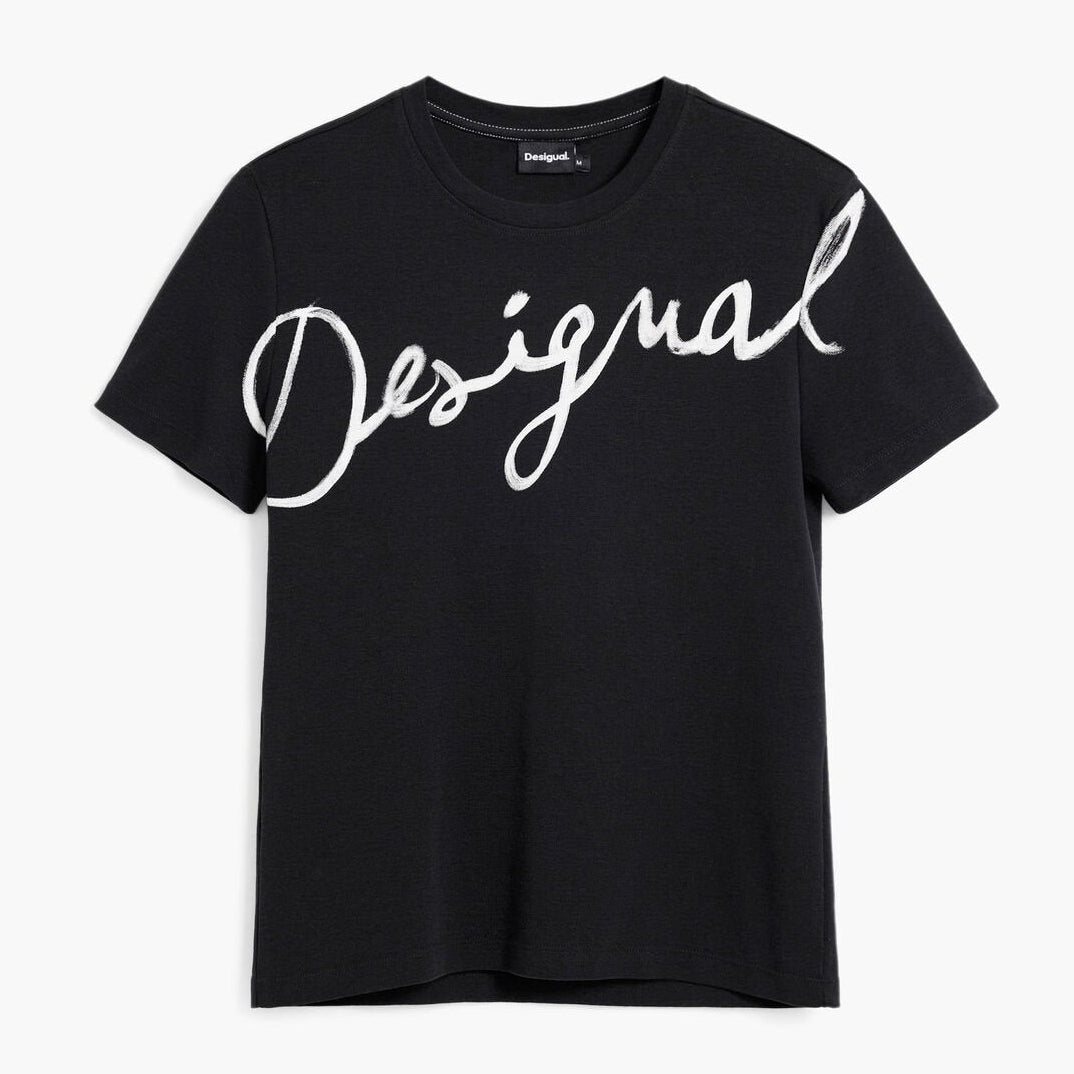 Дамска тениска Women’s t-shirt Desigual
26SWTK07 2000 Black flat front view