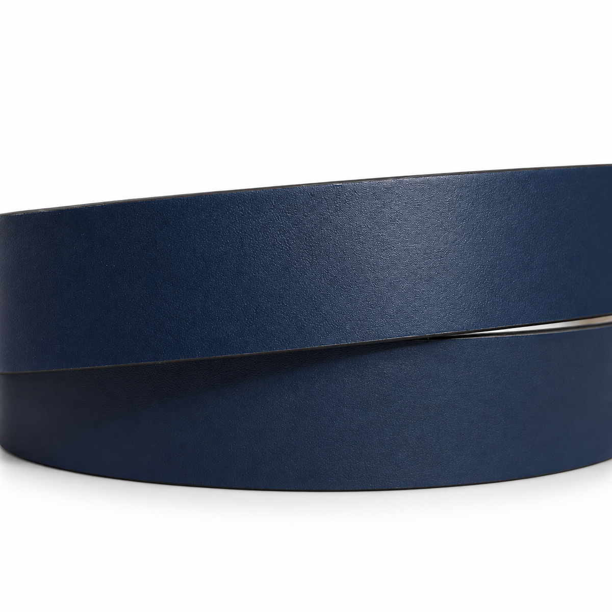 Men's belt Dolce & Gabbana SKU: BC4588 B5796 leather texture close up