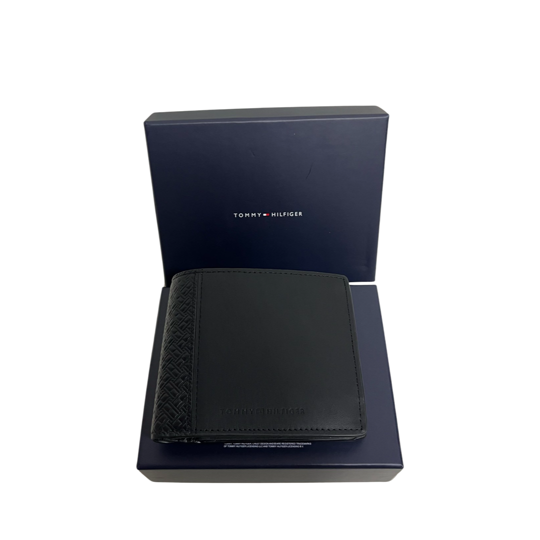Tommy Hilfiger wallet