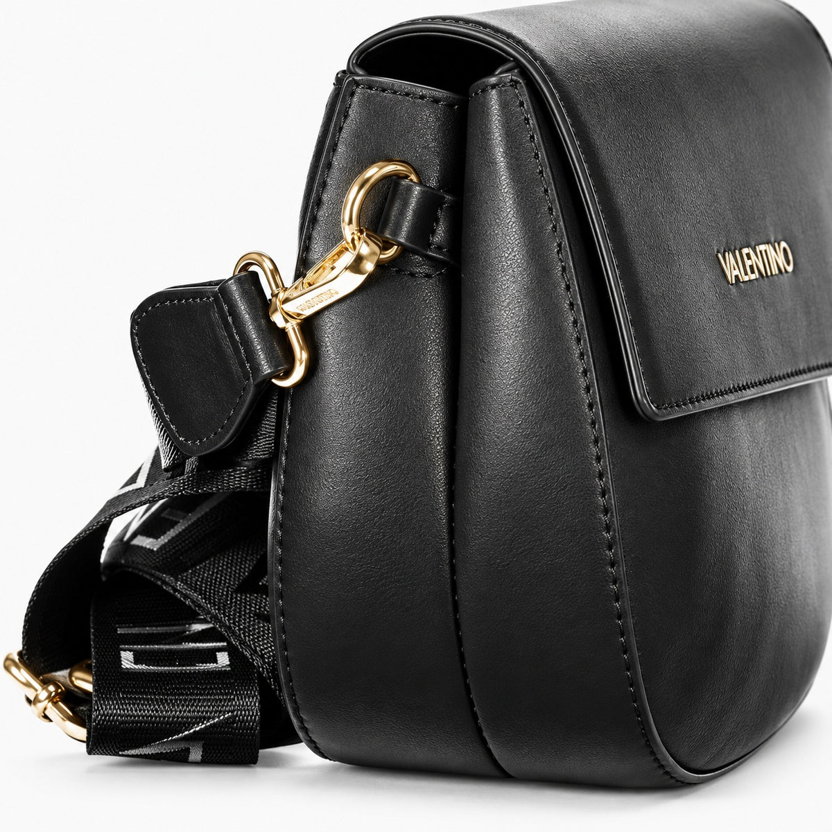 Women's handbag Mario Valentino Bigs B VBS7VN01 hardware detail view