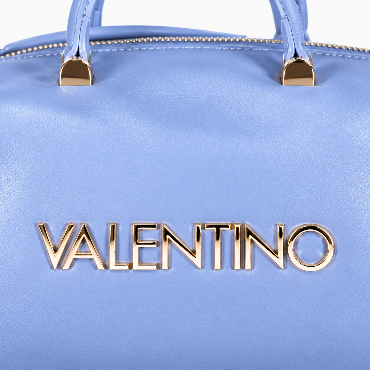 Women's handbag Mario Valentino Caprice VBS8AA23 logo and texture detail view