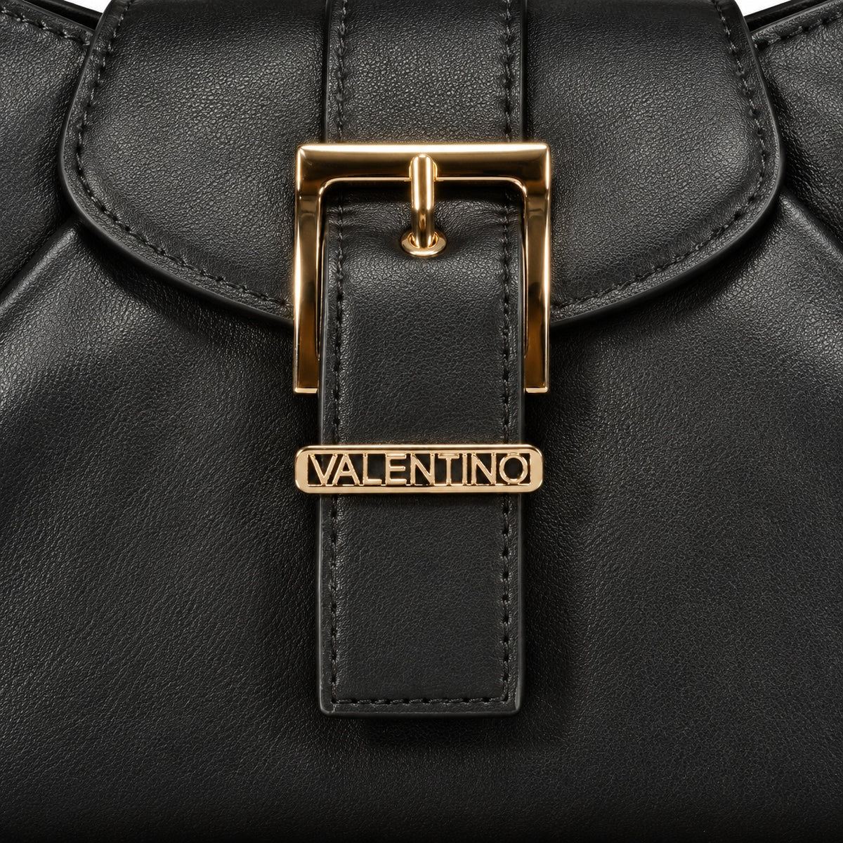 Women's handbag Mario Valentino Cassandra VBS9TF13 front detail view