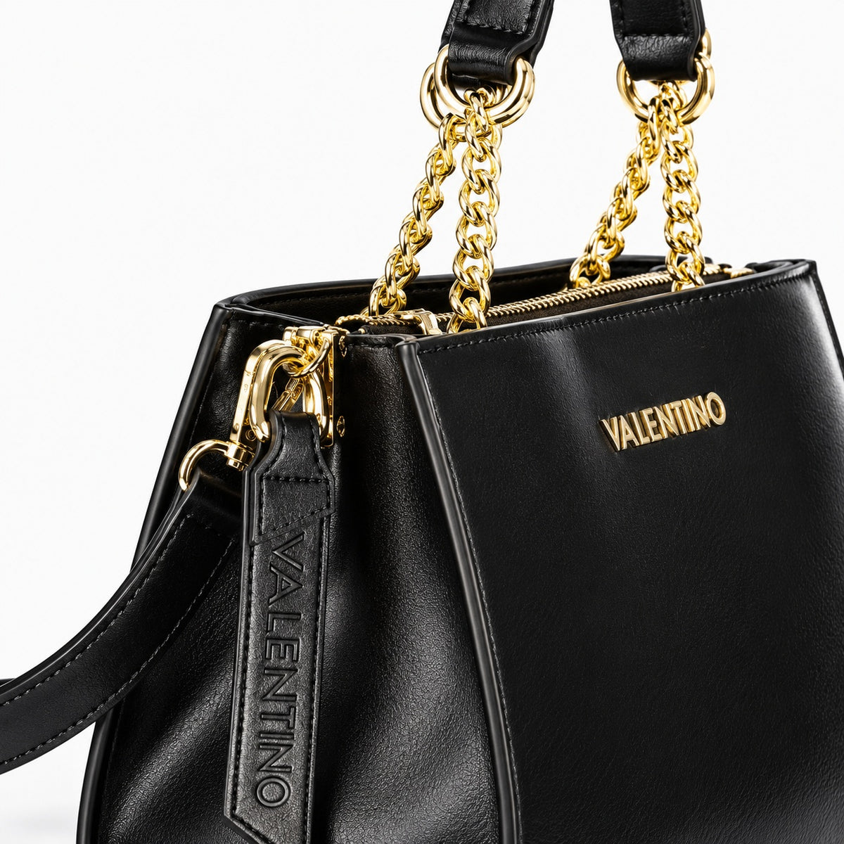 Women's handbag Mario Valentino Hira VBS9PD04 hardware detail view