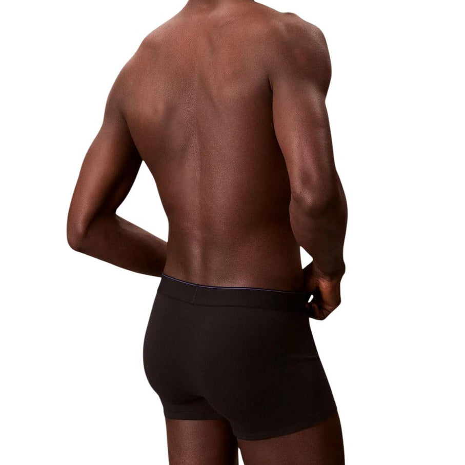 Мъжки боксерки Calvin Klein 3-pack Boxers LV00NB4472 TI8 Back View