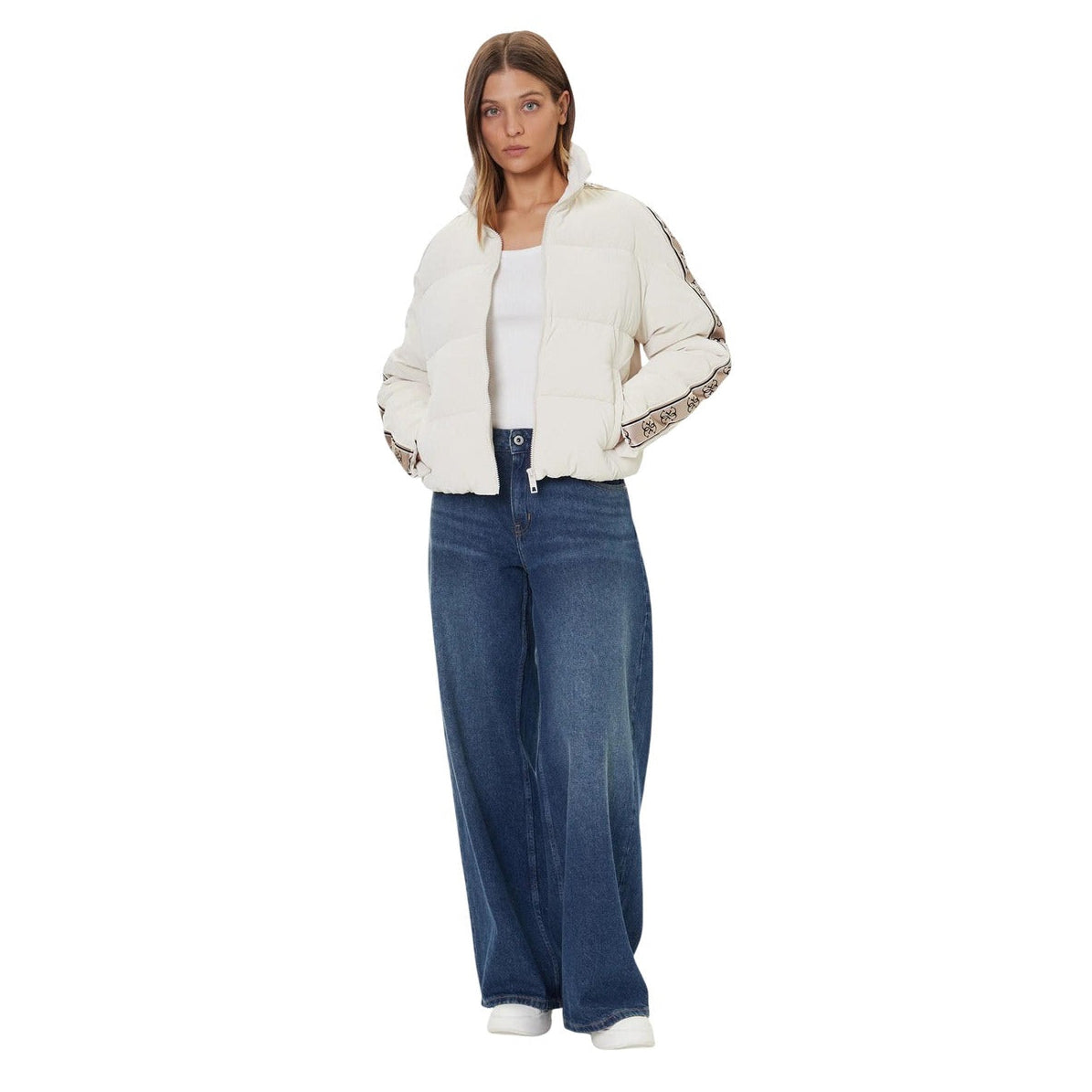 Дамско бяло яке Guess Women Jacket V5BL11WGYC2 G6K5 Front View