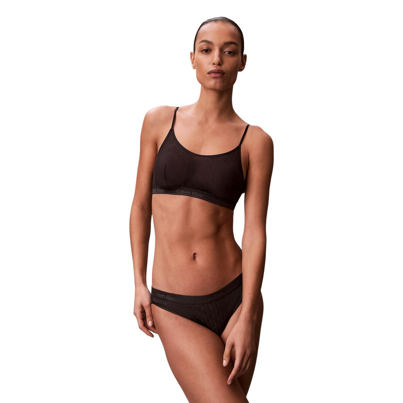 Дамски бралет Calvin Klein Women Bralette LV00QF8871 UB1 Front View