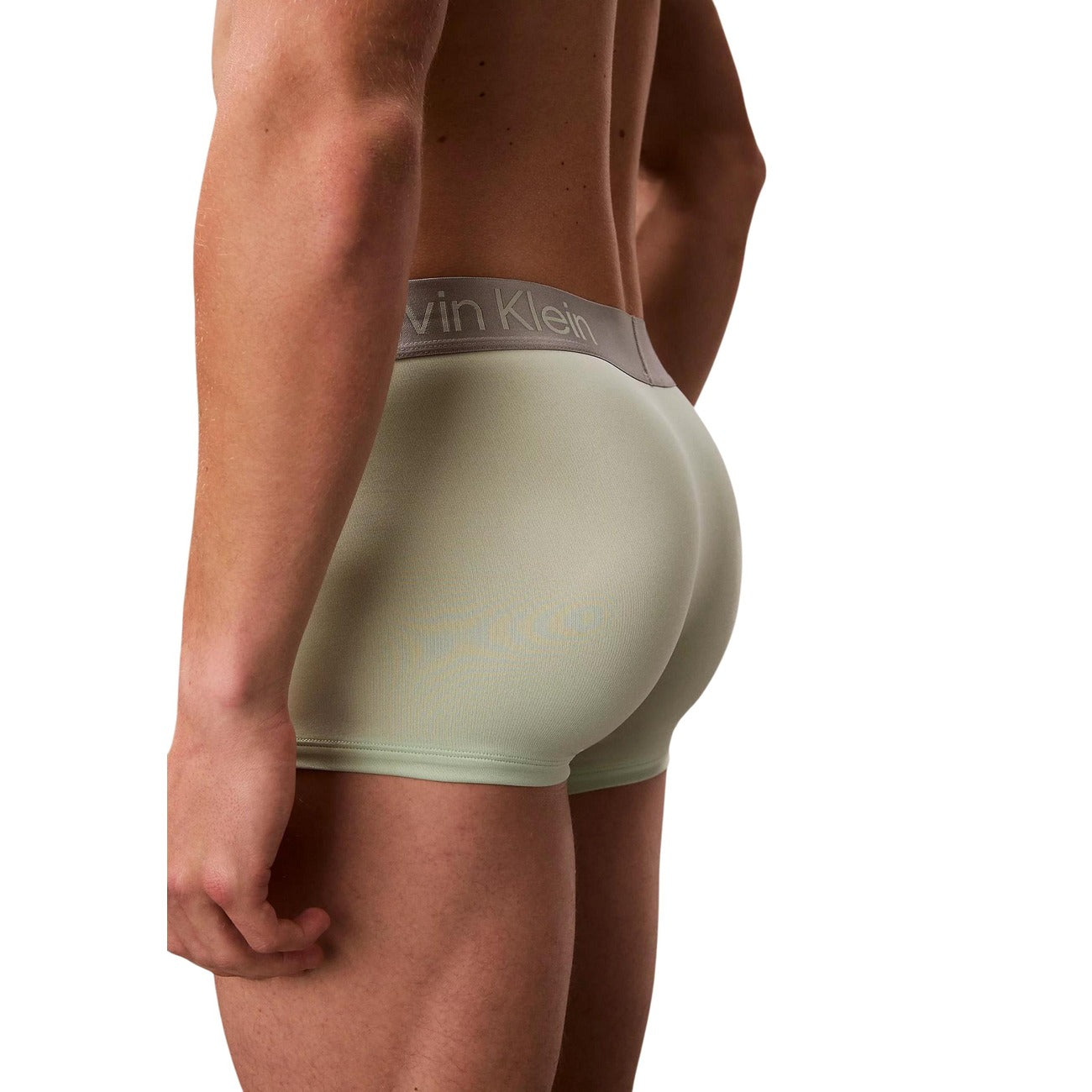 Мъжки боксерки Calvin Klein Men Boxers LV00NB4269 MTA Side View