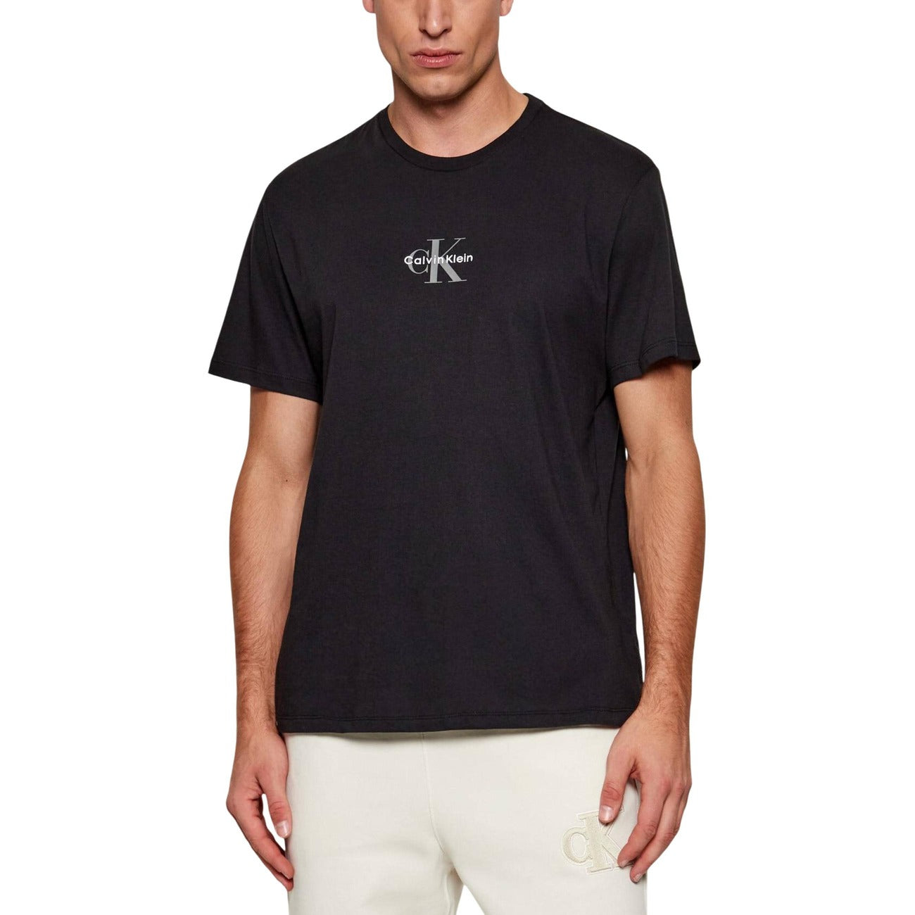 Мъжка черна тениска Calvin Klein Jeans Men T-shirt LV04RB866G﻿ UB1 Front View